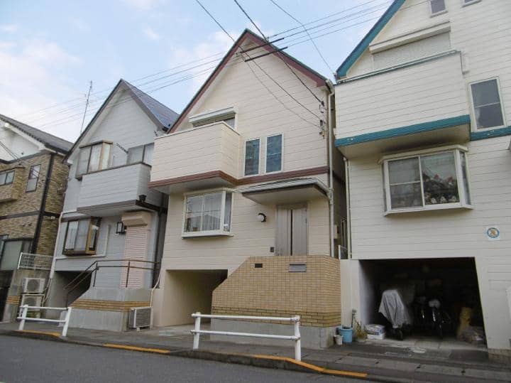 日野市大坂上 瀧澤様邸 リピート外壁屋根塗装工事　事例